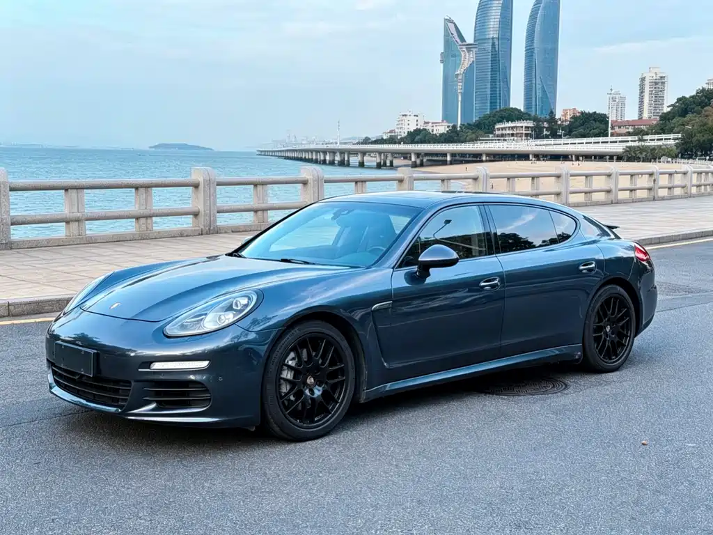 Porsche Panamera 2014