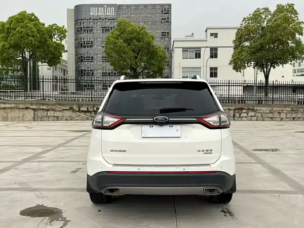 Ford Edge 2015