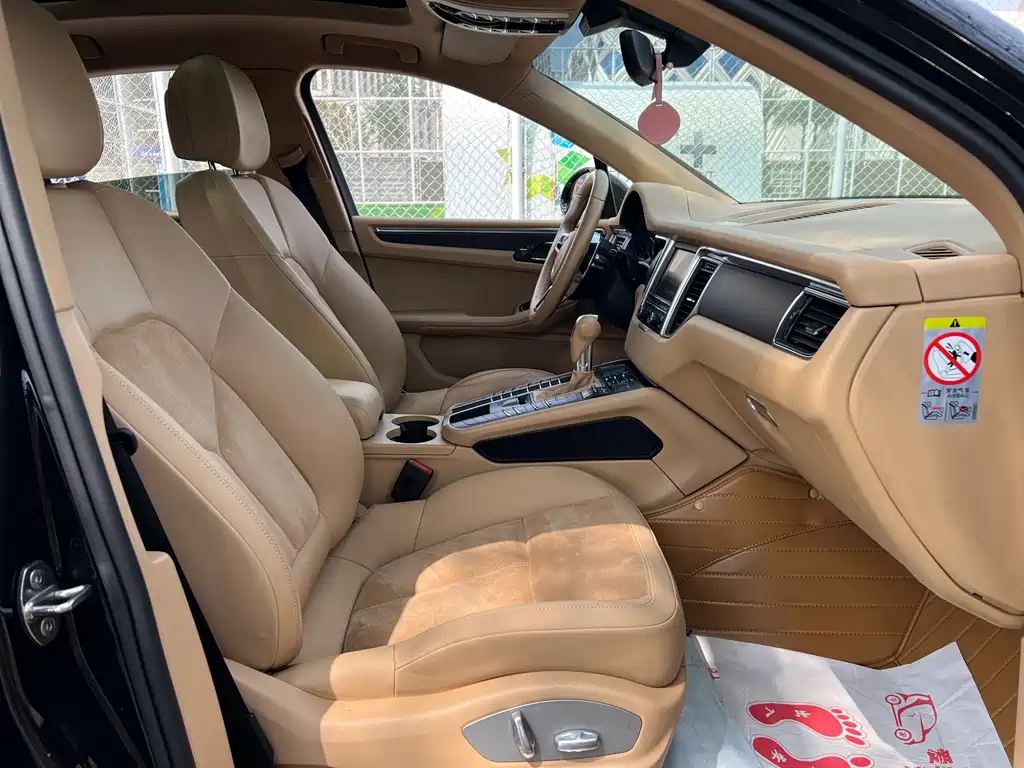 Porsche Macan 2015 — фото 12