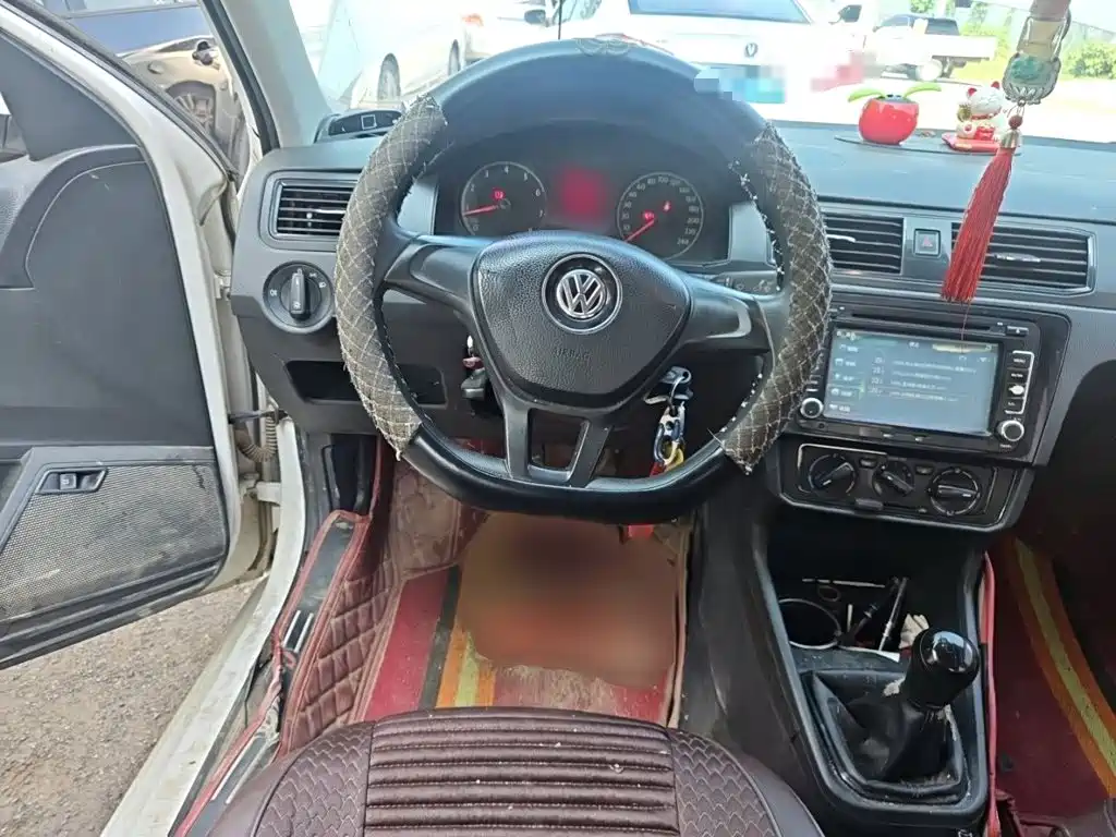 Volkswagen Santana 2016