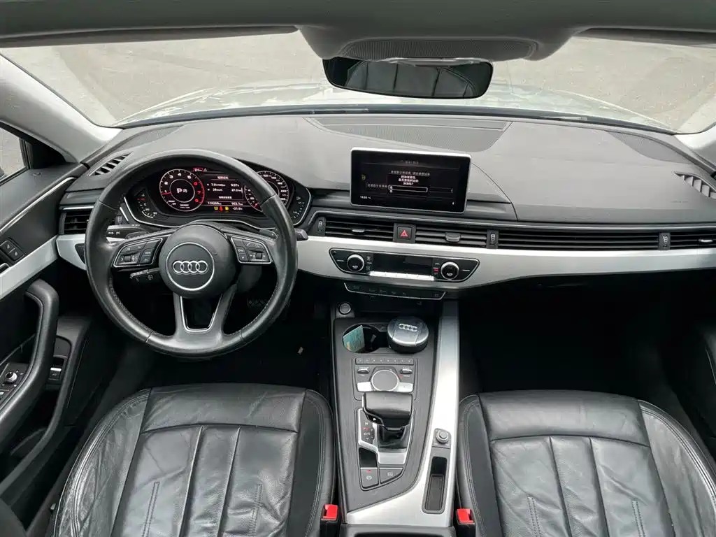 Audi A4L 2019 — фото 3
