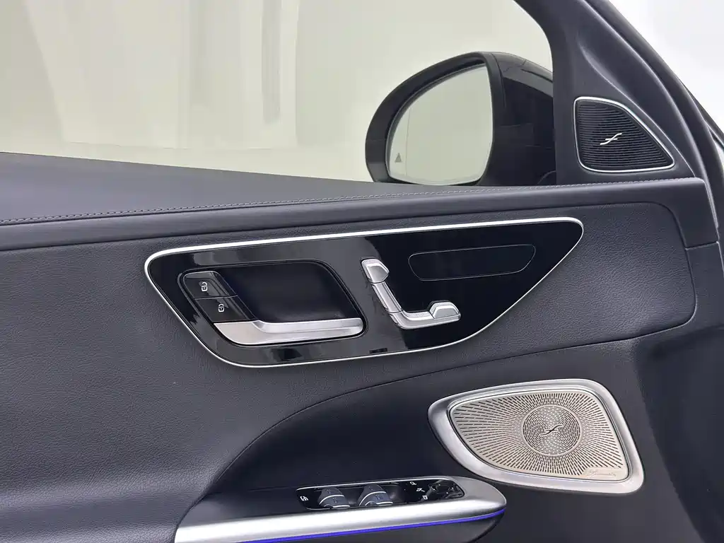 Mercedes-Benz C-Class 2022 — фото 14