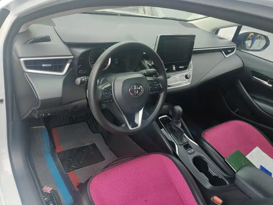 Toyota Corolla 2023 — фото 12