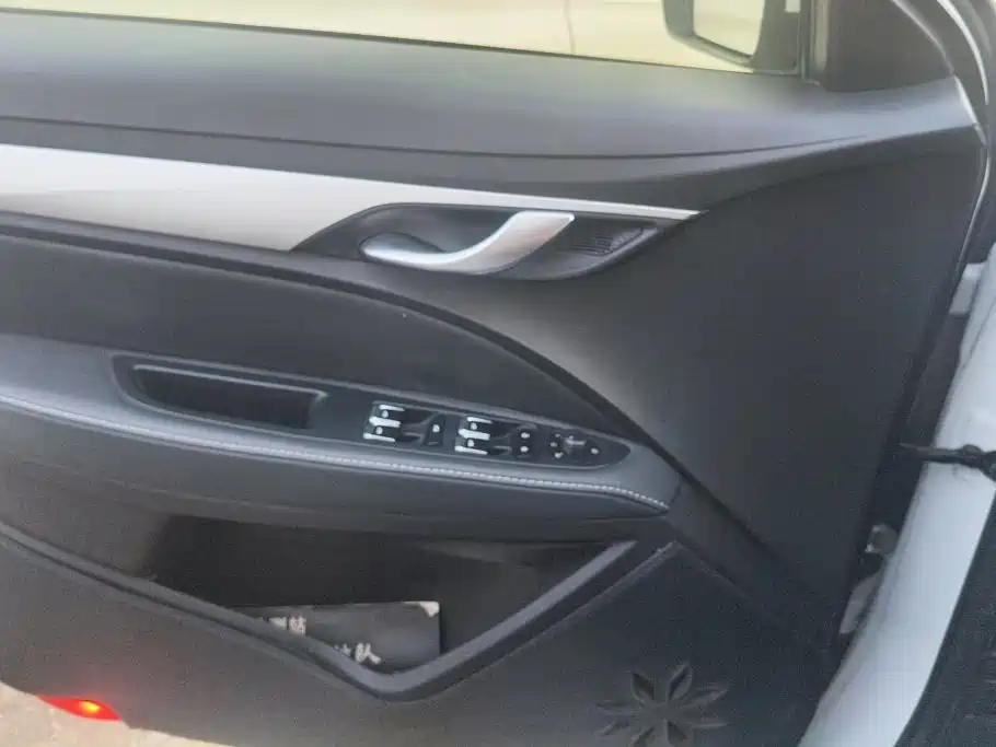 Geely Emgrand 2018