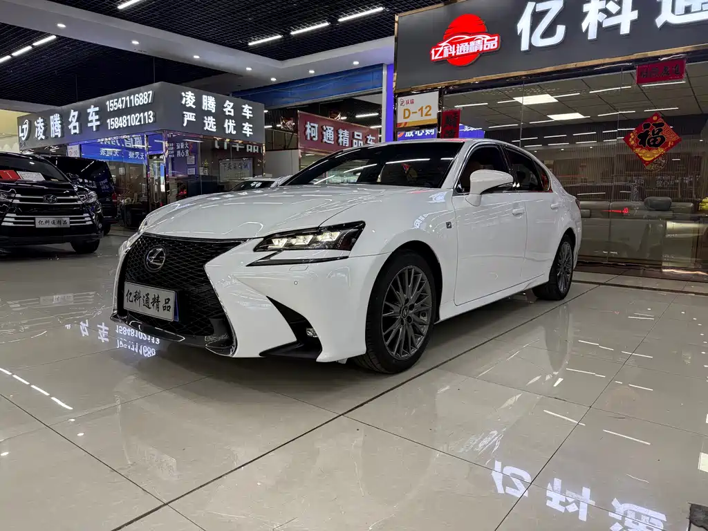 Lexus GS 2017 — фото 1
