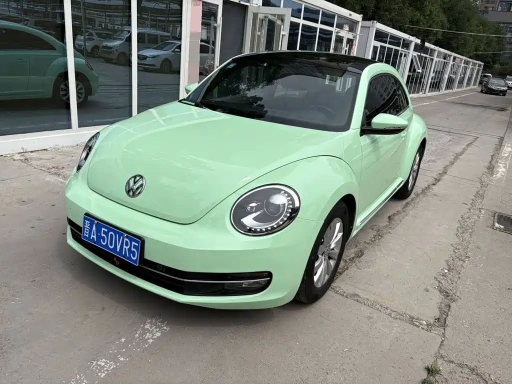 Volkswagen Beetle 2014
