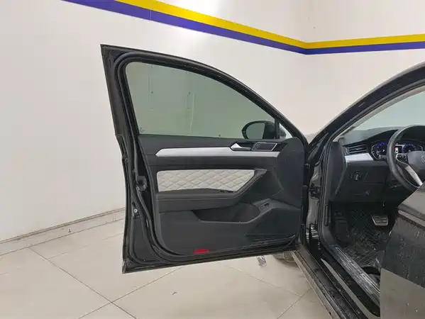 Volkswagen Magotan 2023