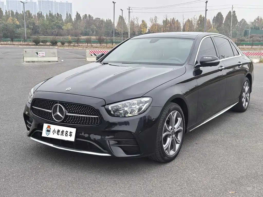 Mercedes-Benz E-Class 2022 — фото 1