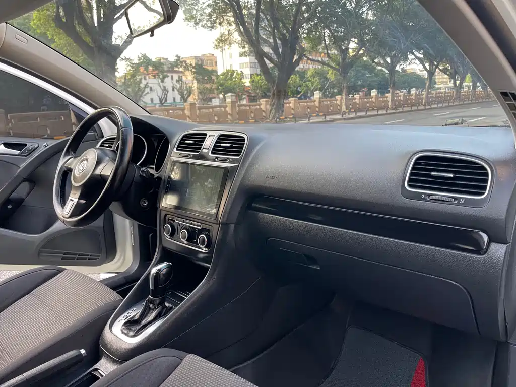 Volkswagen Golf 2013