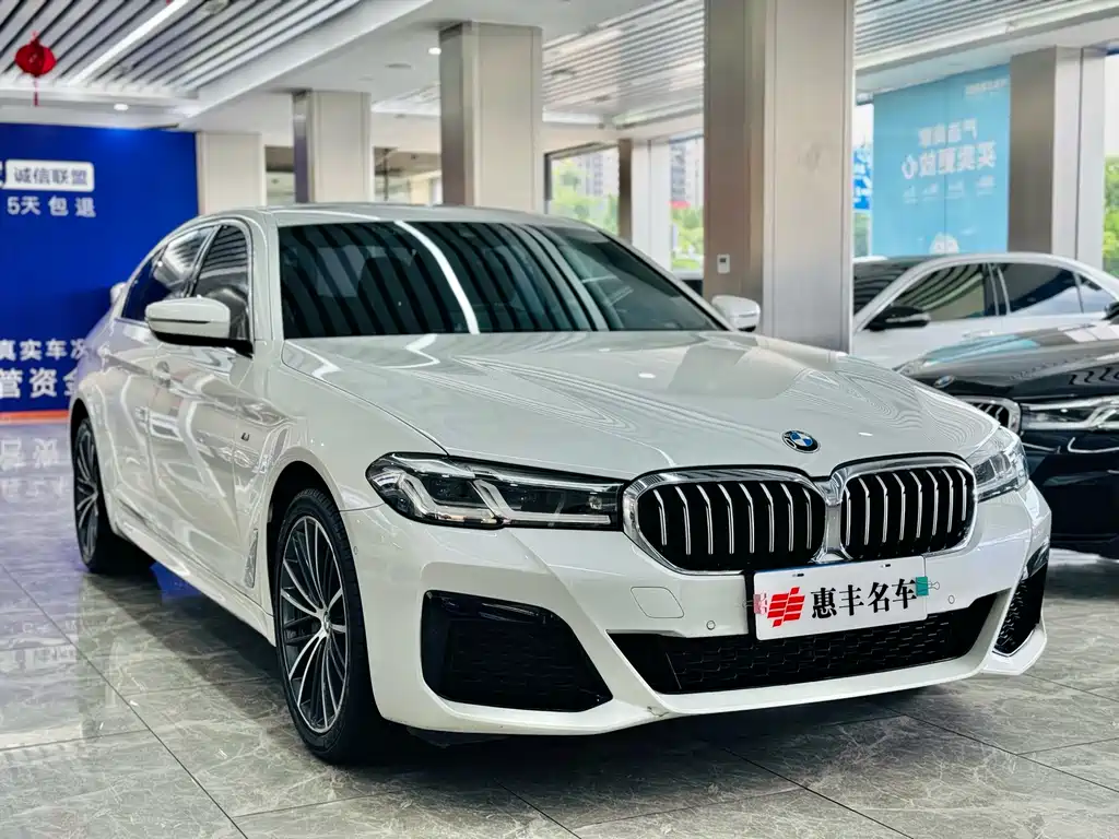 BMW 5 Series 2022