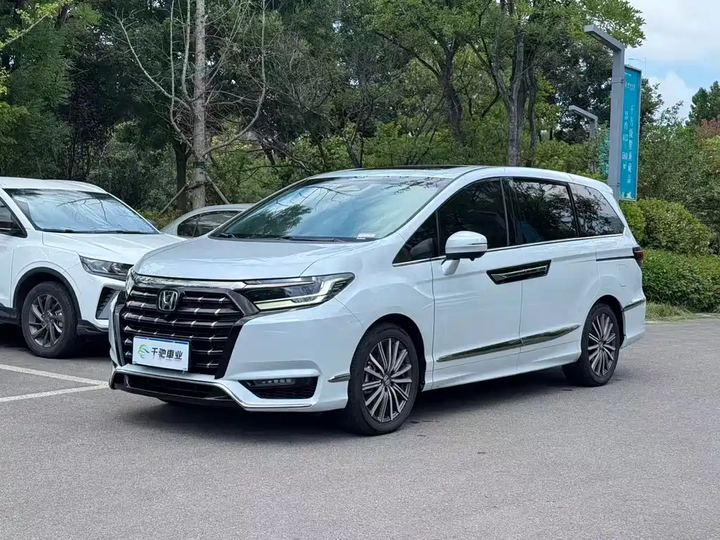 Honda Elysion 2025