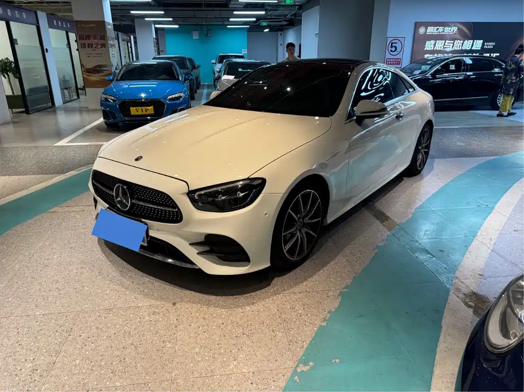 Mercedes-Benz E-Class 2021