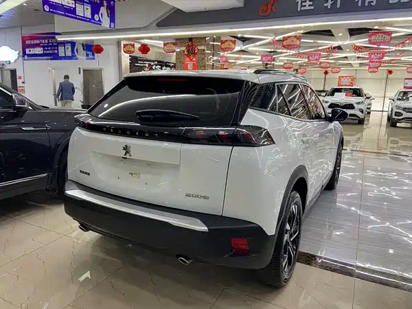 Peugeot 2008 2022