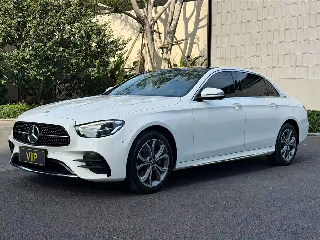 Mercedes-Benz E-Class 2021 — фото 1