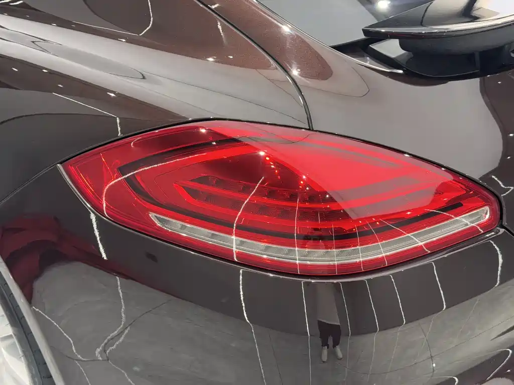 Porsche Panamera 2015 — фото 11