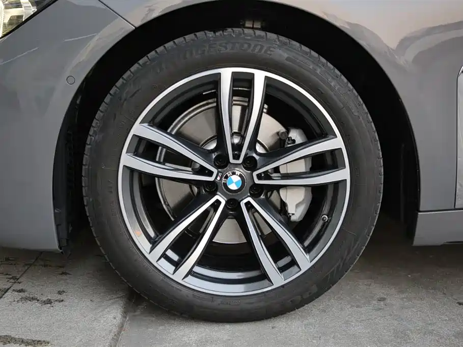 BMW 7 Series 2023 — фото 18