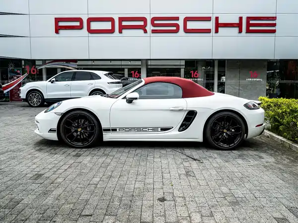 Porsche 718 2025
