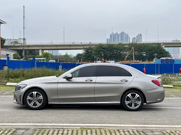 Mercedes-Benz C-Class 2019