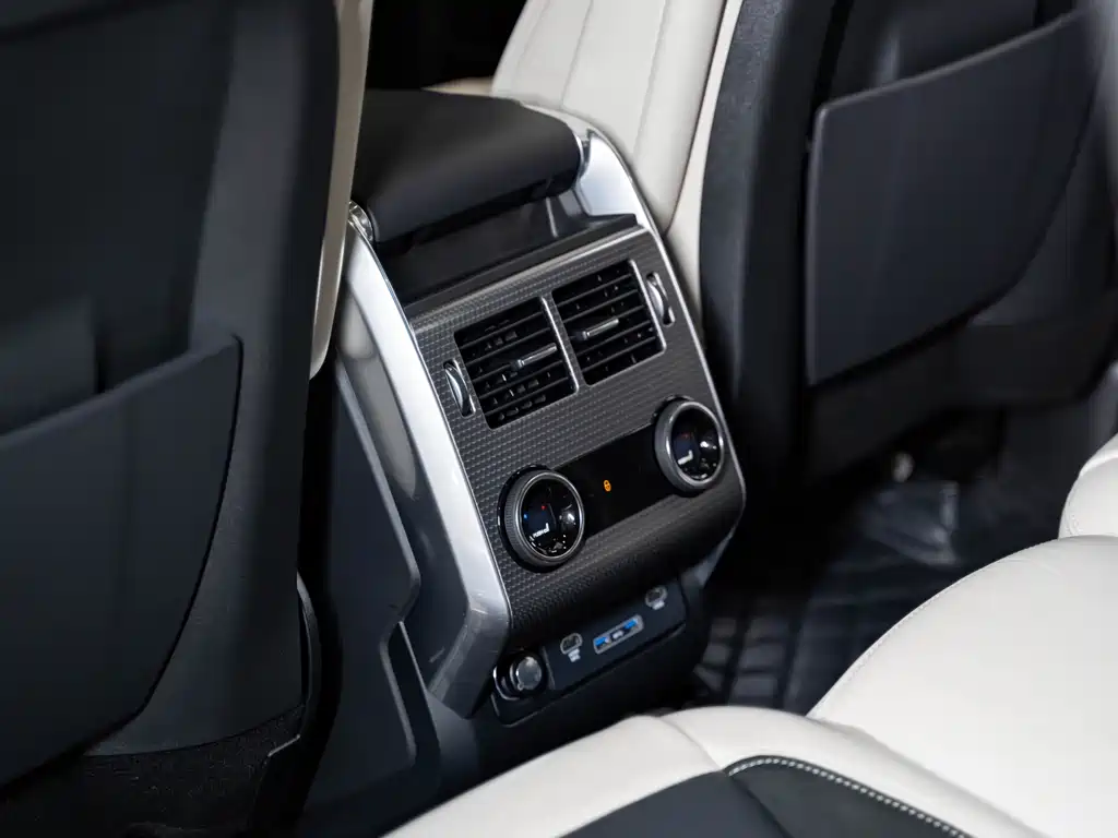 Land Rover Sport 2022 — фото 22