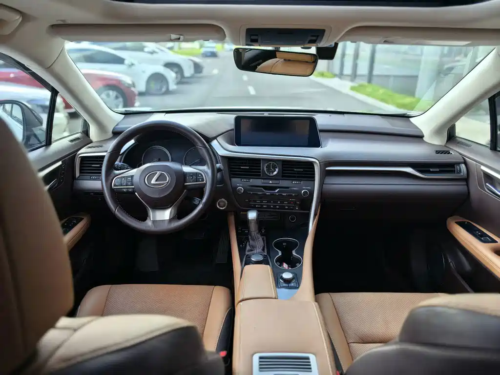 Lexus RX 2017 — фото 15