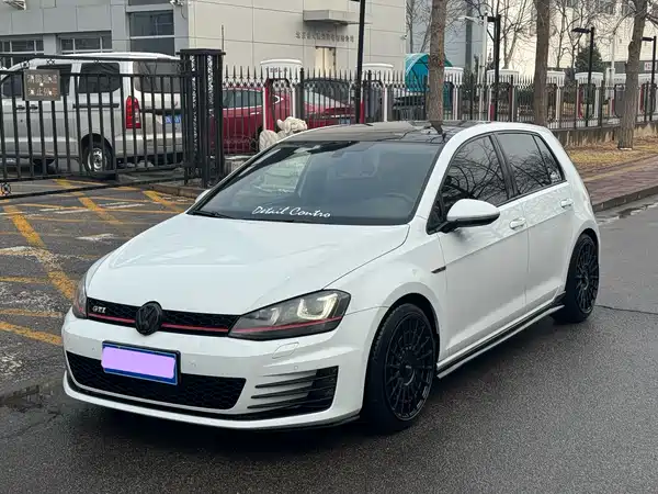Volkswagen Golf GTI 2016