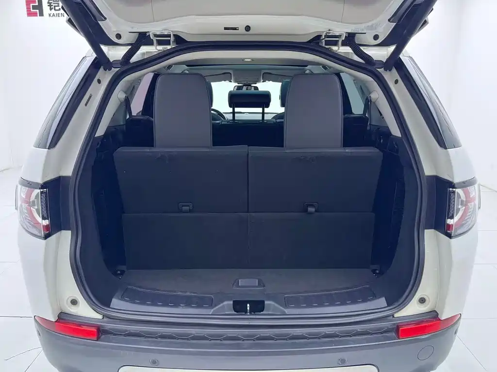 Land Rover Discovery Sport 2019 — фото 21