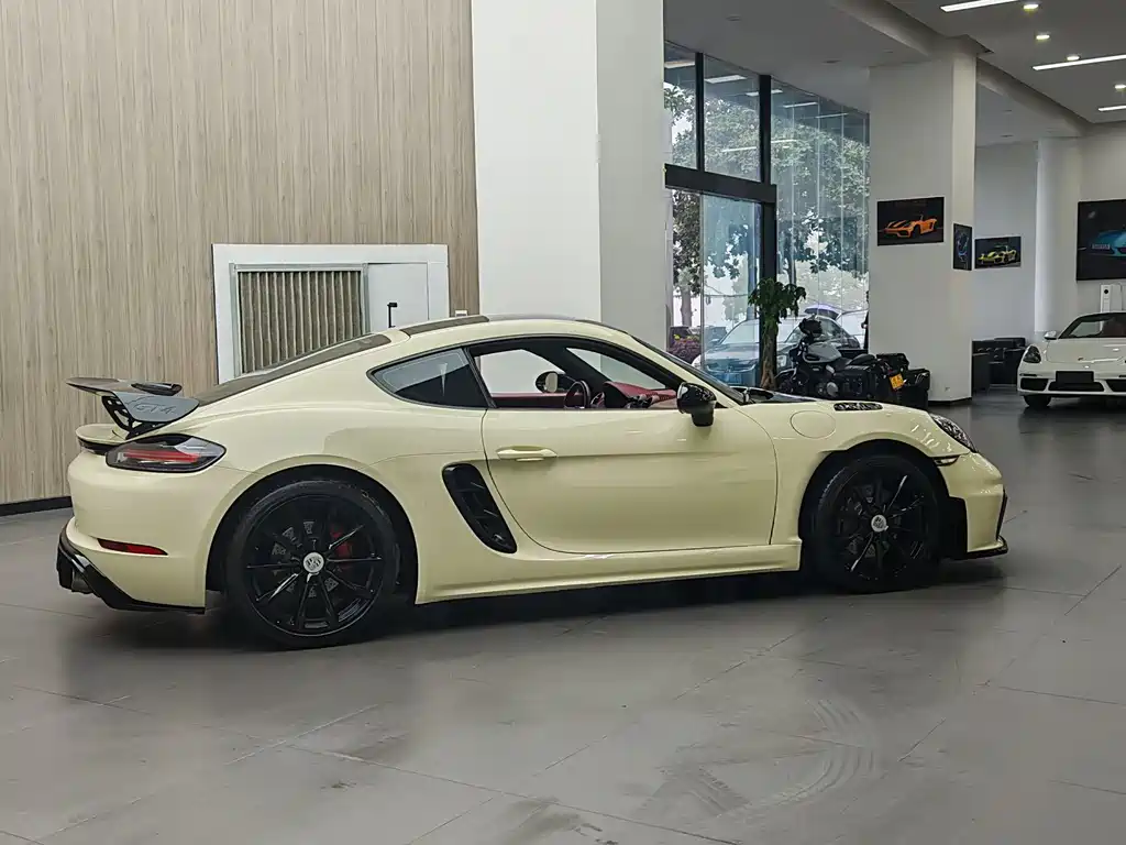 Porsche 718 2017 — фото 10