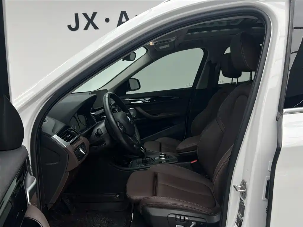 BMW X1 2022 — фото 17