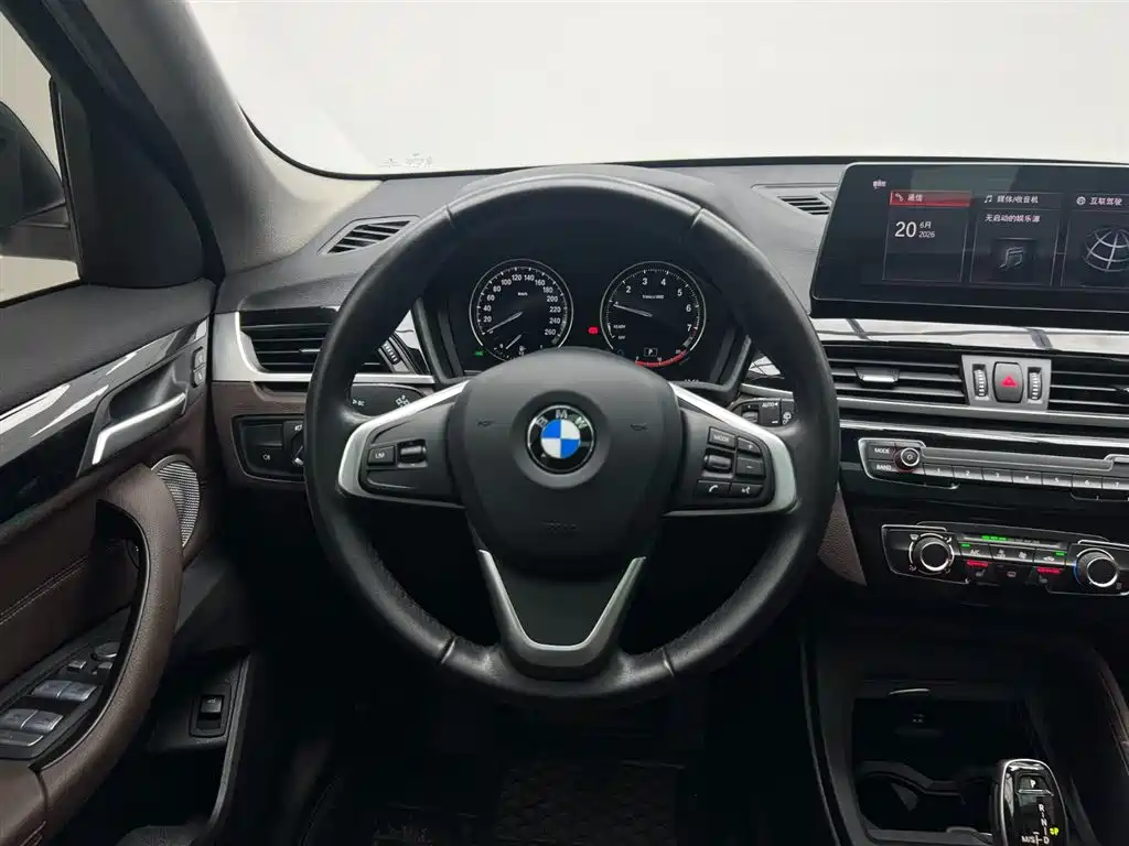 BMW X1 2022 — фото 22