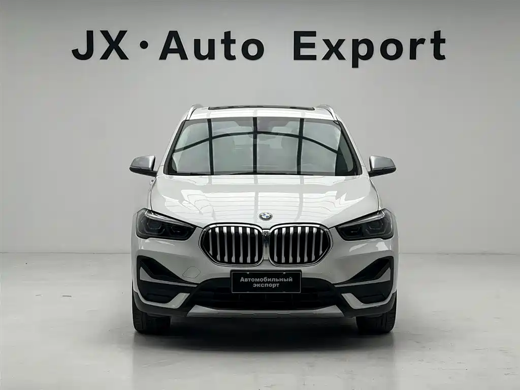 BMW X1 2022 — фото 2
