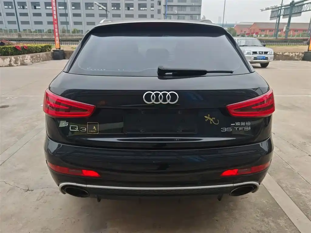 Audi Q3 2015 — фото 4