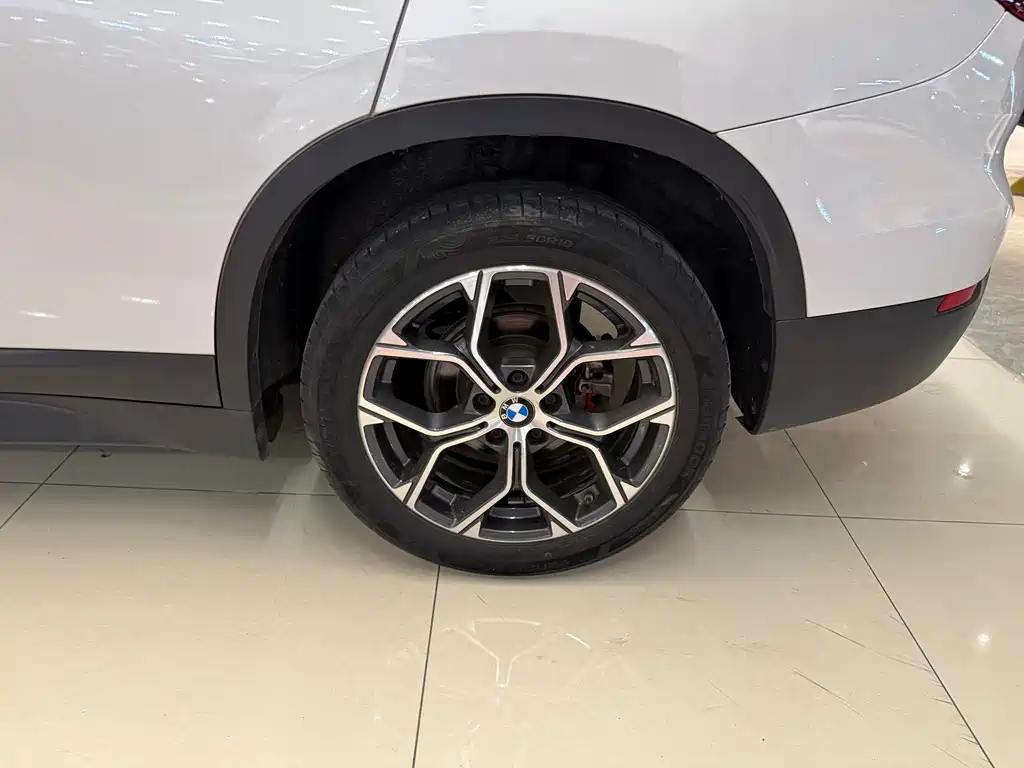 BMW X1 2022 — фото 15