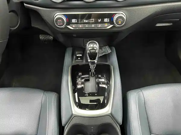 Nissan X-Trail 2025