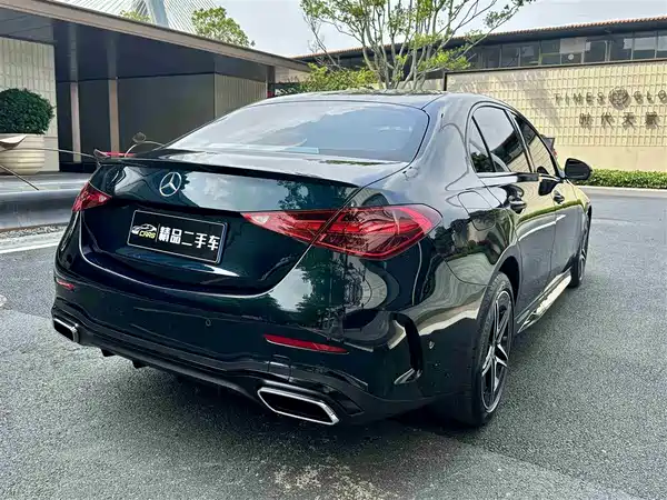 Mercedes-Benz C-Class 2024