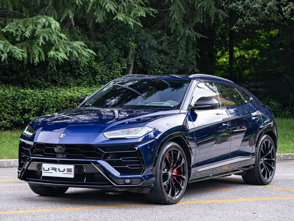Lamborghini Urus 2019 — фото 1