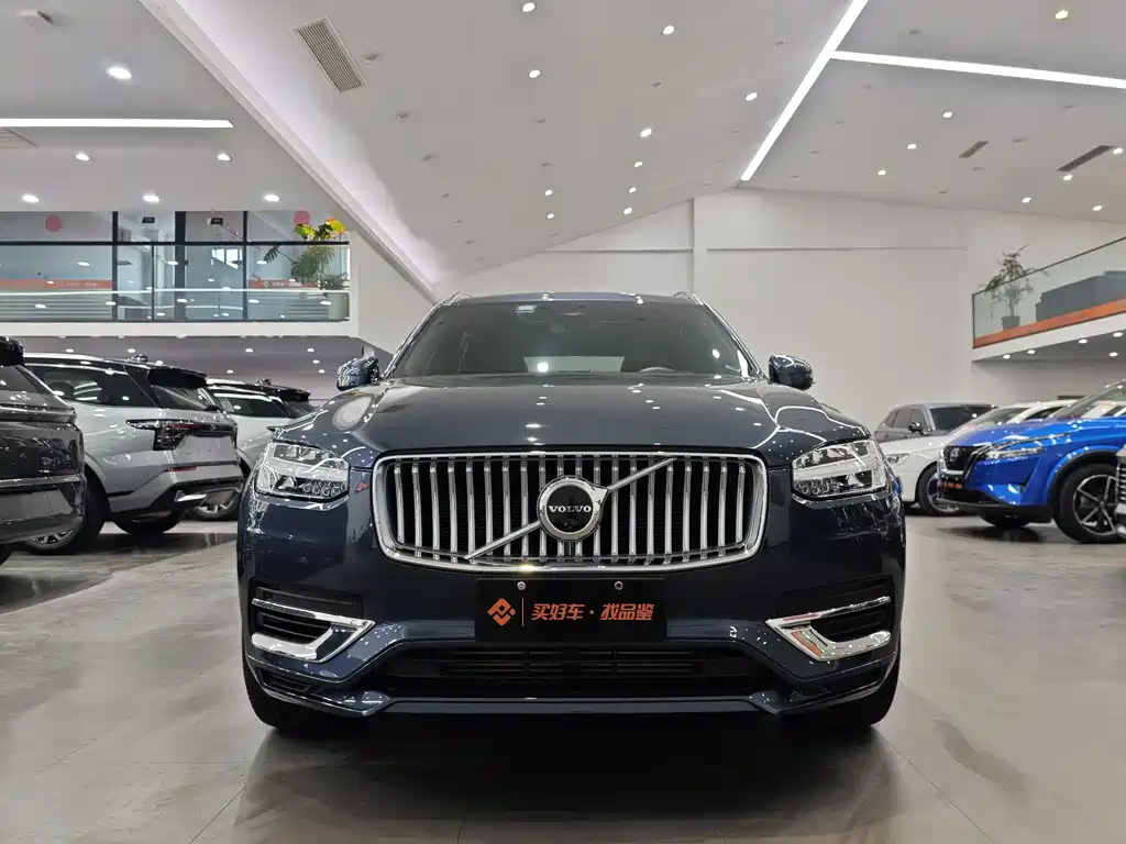 Volvo XC90 PHEV 2024 — фото 2