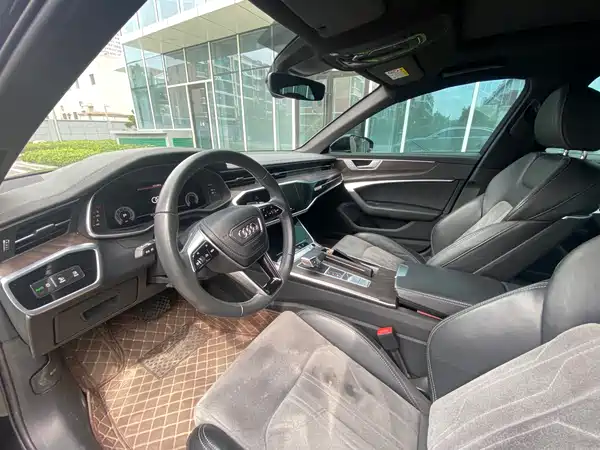 Audi A6L 2023