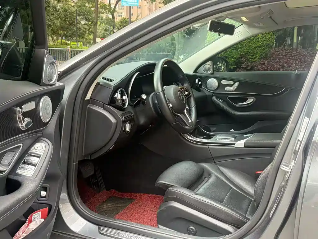 Mercedes-Benz C-Class 2019