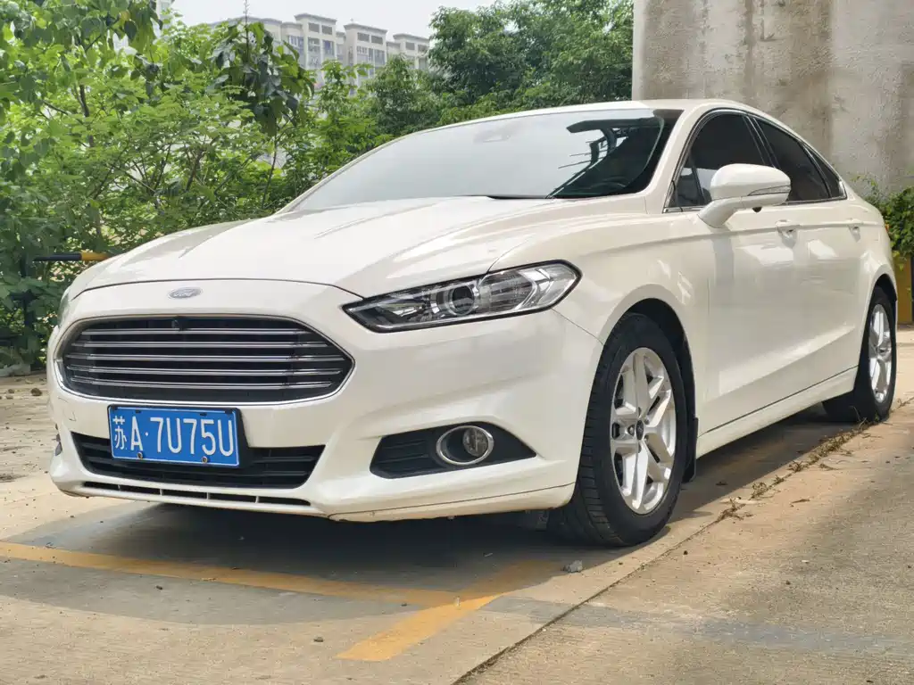 Ford Mondeo 2015 — фото 2