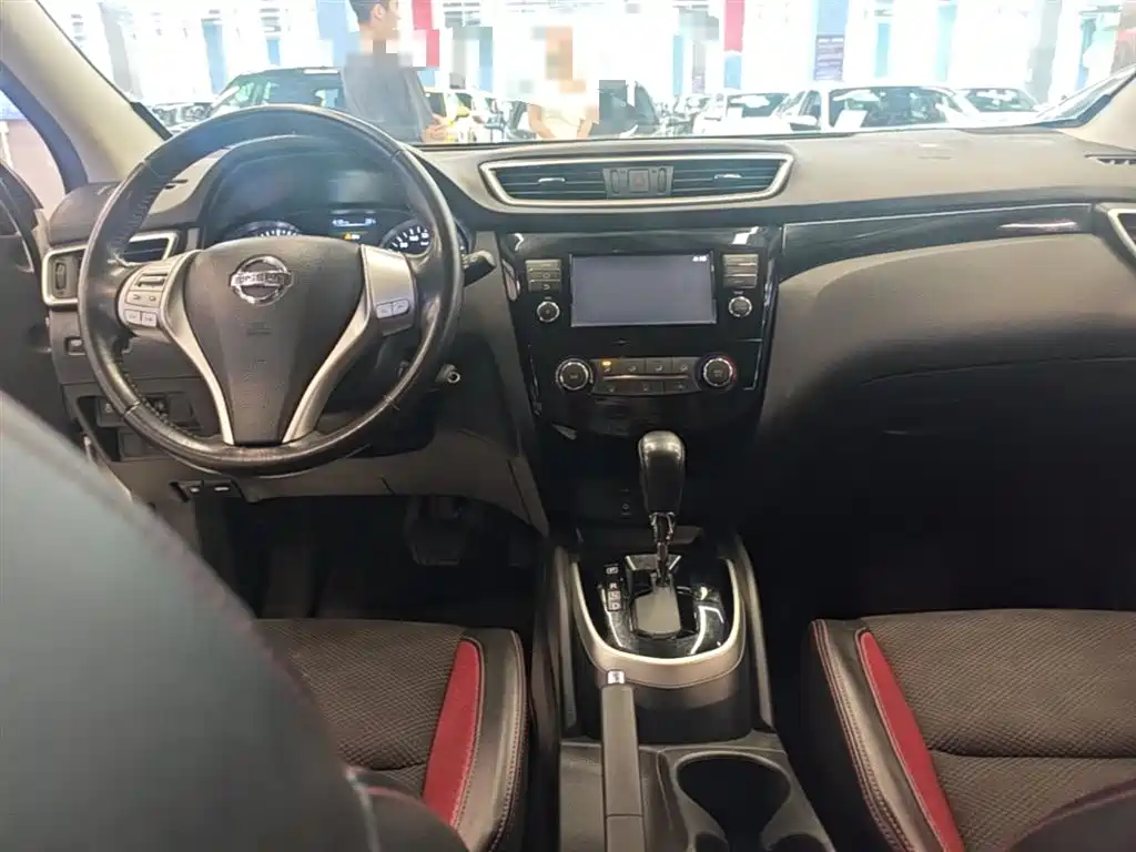 Nissan Qashqai 2018 — фото 10