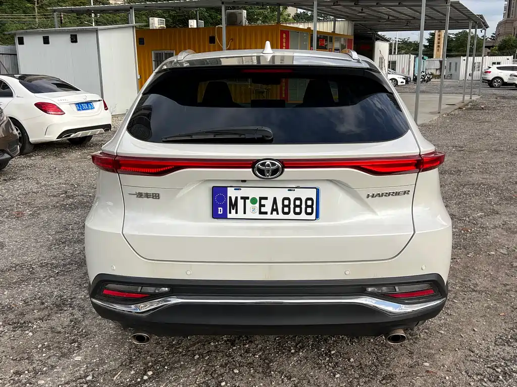 Toyota Harrier 2022 — фото 4