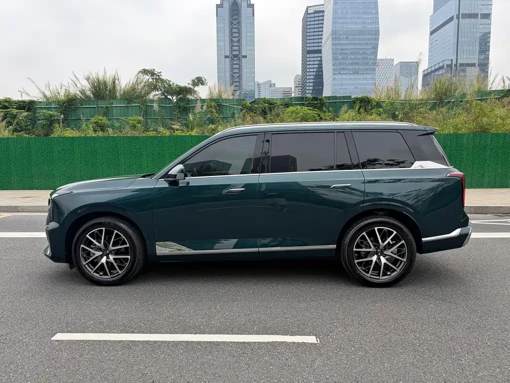 GAC Motor Trumpchi GS8 2023 — фото 5