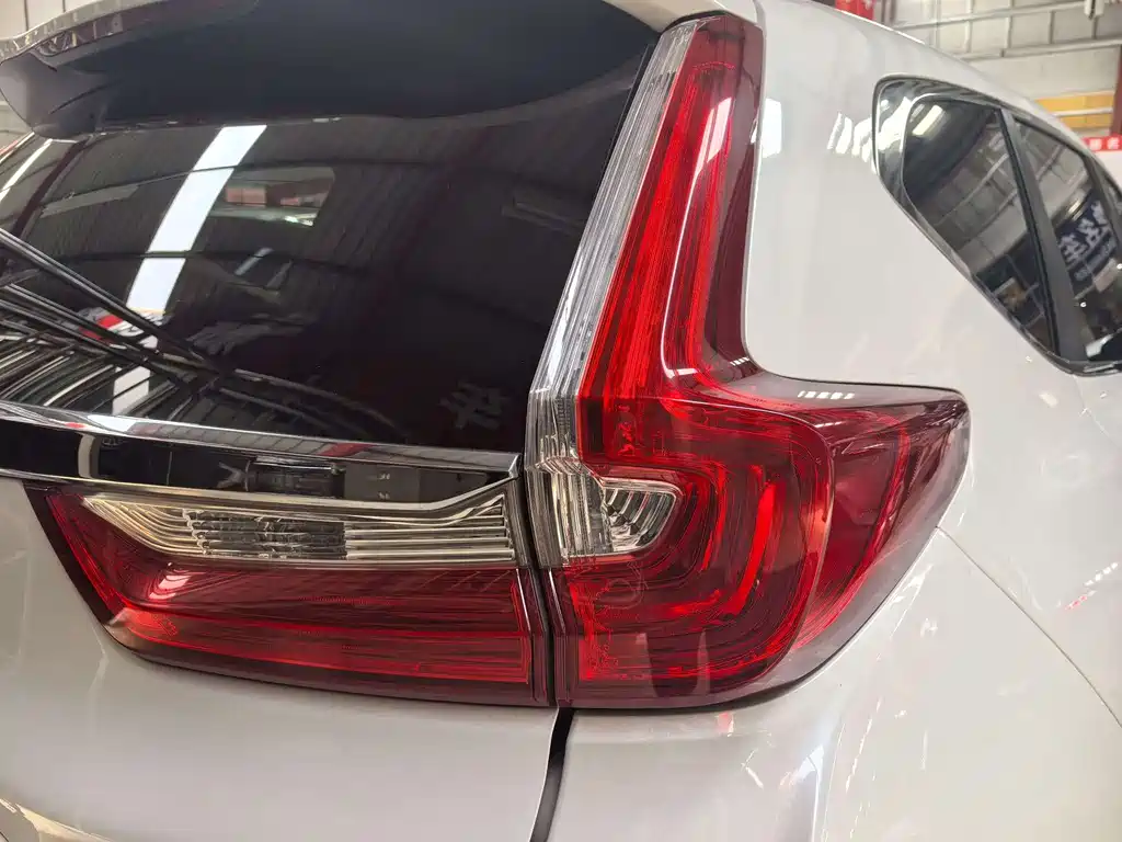 Honda CR-V 2018 — фото 12