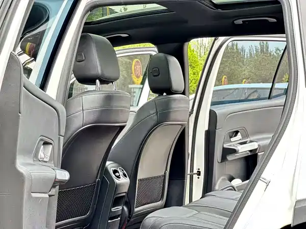 Mercedes-Benz GLB 2020