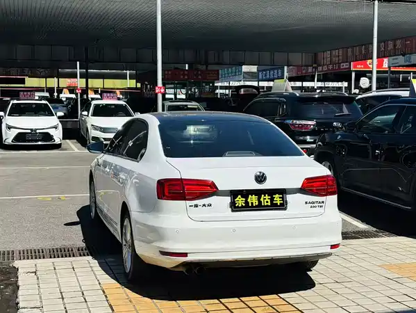 Volkswagen Sagitar 2019