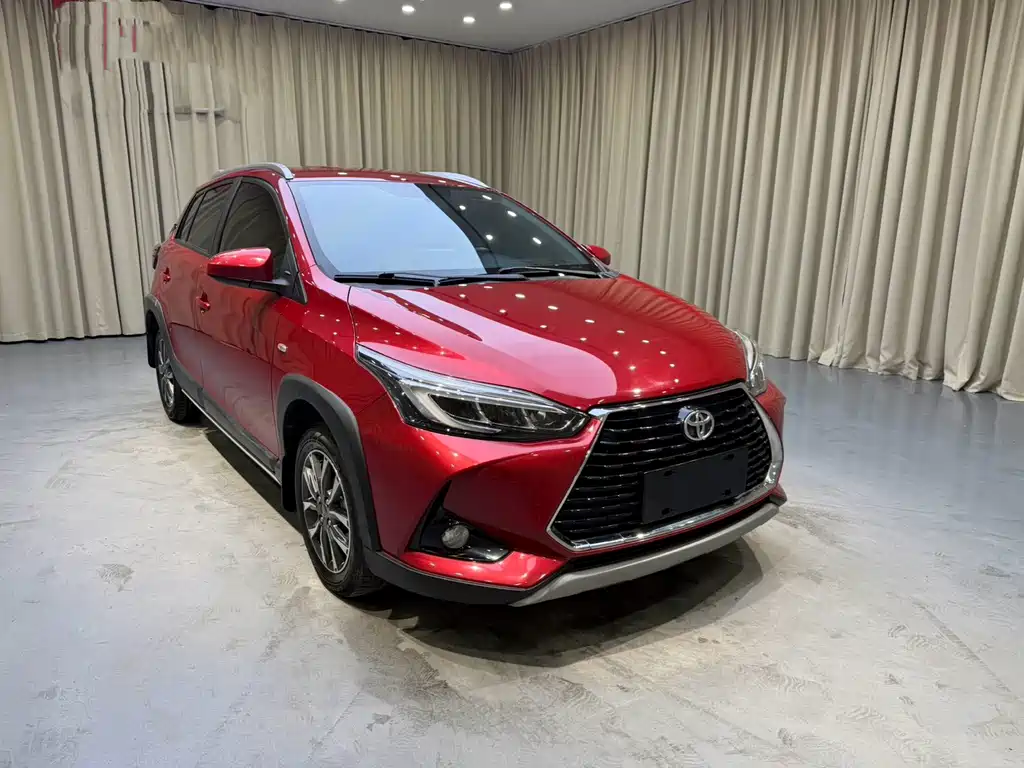 Toyota Yaris L 2022