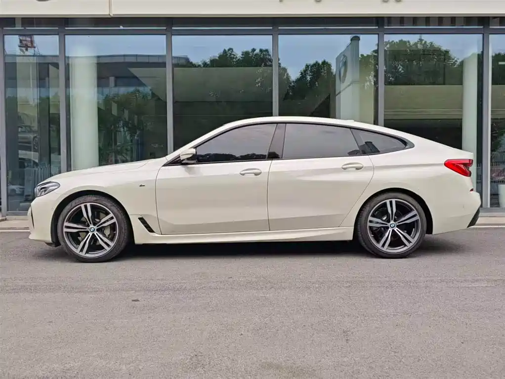 BMW 6 Series GT 2021 — фото 3