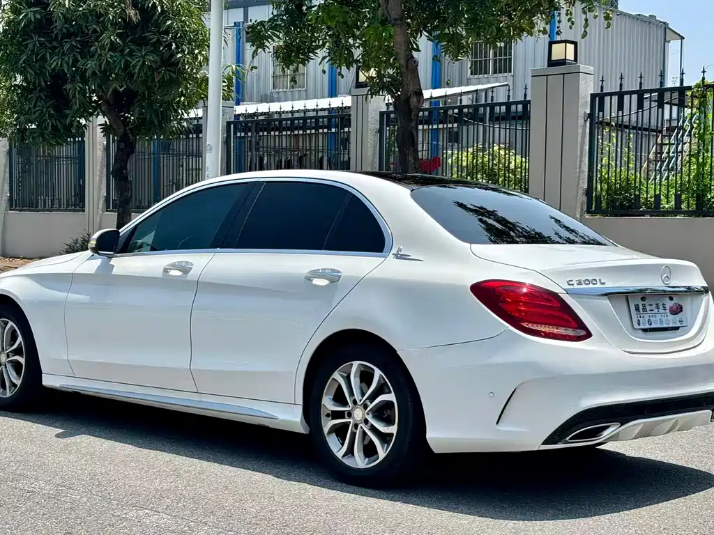 Mercedes-Benz C-Class 2015 — фото 7