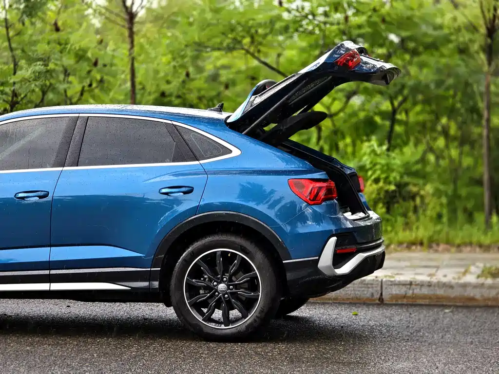 Audi Q3 Sportback 2020 — фото 8