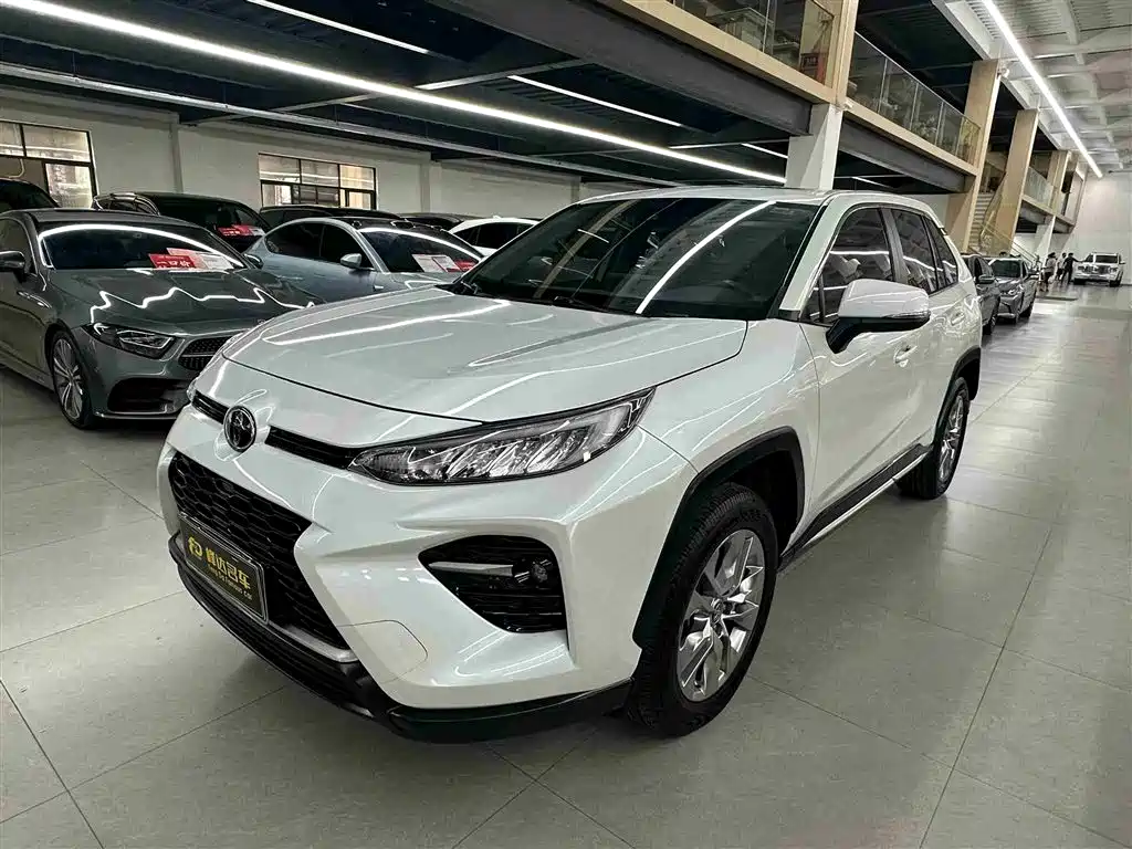Toyota Wildlander 2022 — фото 1